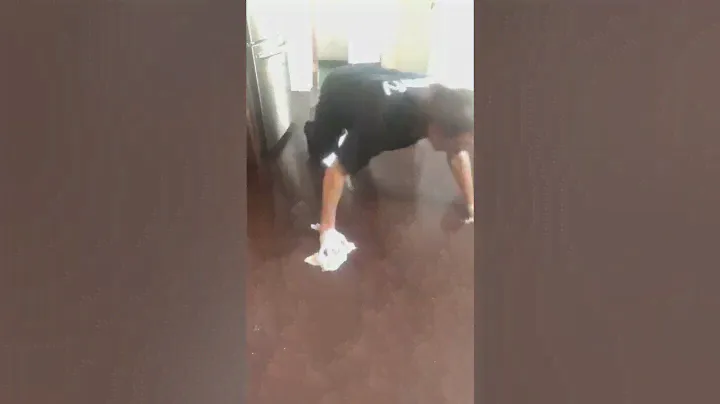 Strong core/Happy Partner (kitchen floor wash plank)